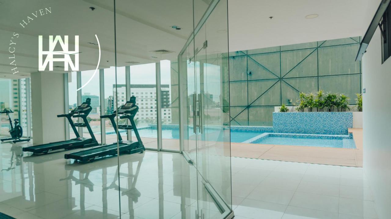 Halcy'S Haven, Studio Condo At The Heart Of Davao Exterior foto