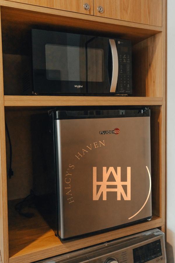 Halcy'S Haven, Studio Condo At The Heart Of Davao Exterior foto